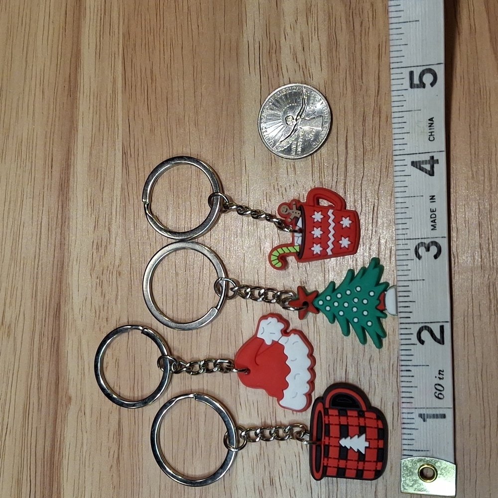4 Assorted Mini Keychains/Bag Charms - Picture 5 of 6